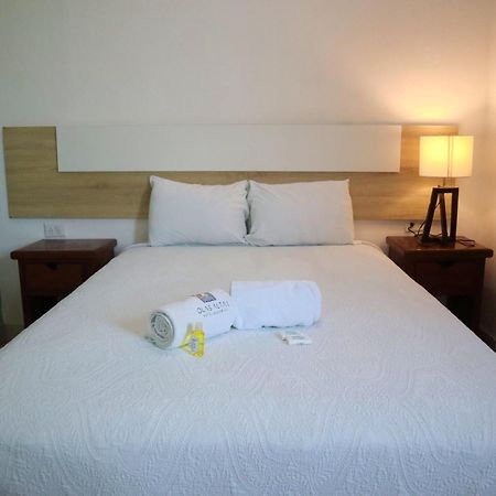 Hotel Olas Altas Бусериас Экстерьер фото