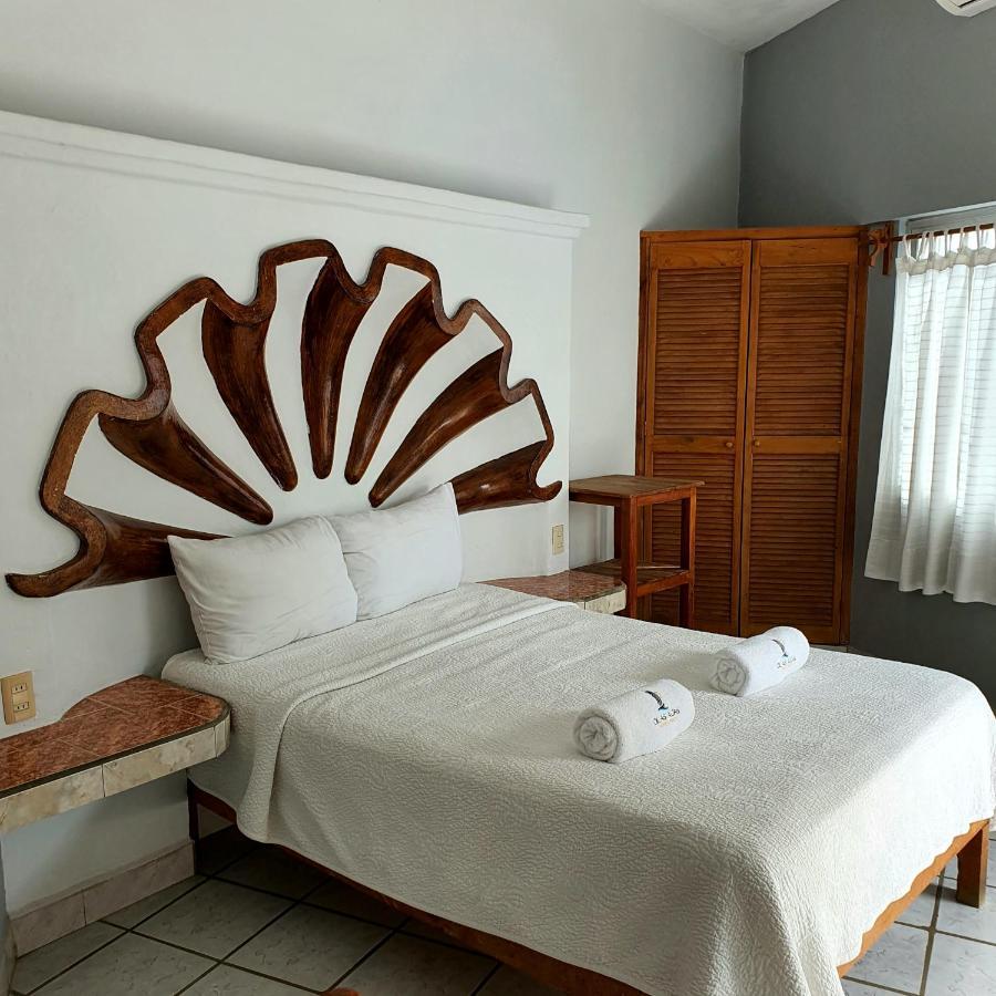 Hotel Olas Altas Бусериас Экстерьер фото